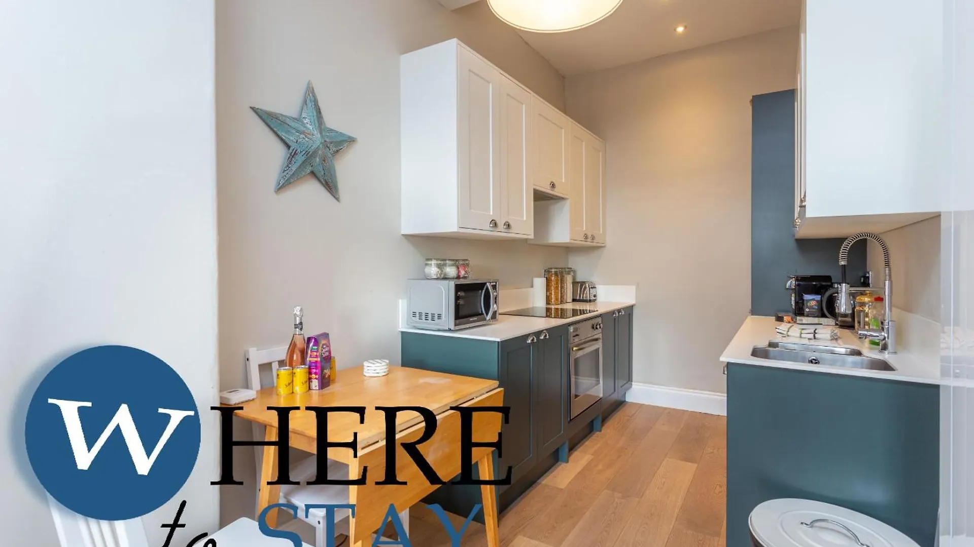 Bright 2 Bed Apartment By Rodney St Edinburgh